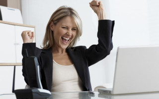 Українки мають можливість отримати $3 000 на власний бізнес: подробиці програми Початок