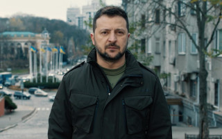 Зеленський звернувся до українців у День гідності та свободи, відео