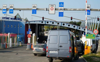 На границе с Украиной словацкие перевозчики заблокировали пункт пропуска: что известно