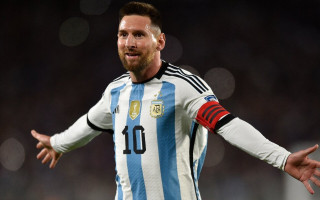 Шість футболок Мессі з Чемпіонату світу-2022 можуть піти з молотка за $10 мільйонів