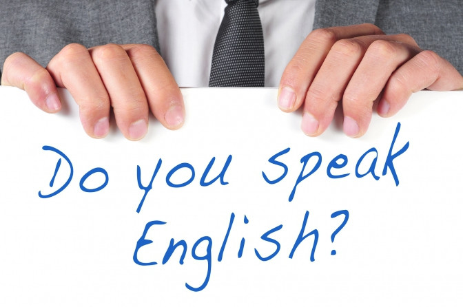 Податківці, прокурори, поліцейські та прикордонники, – хто обов’язково має заговорити англійською мовою