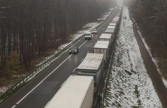 Власти Словакии выступают против блокирования границы с Украиной