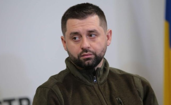 «Переговорная позиция Украины очень плохая», — Арахамия о переговорах с рф