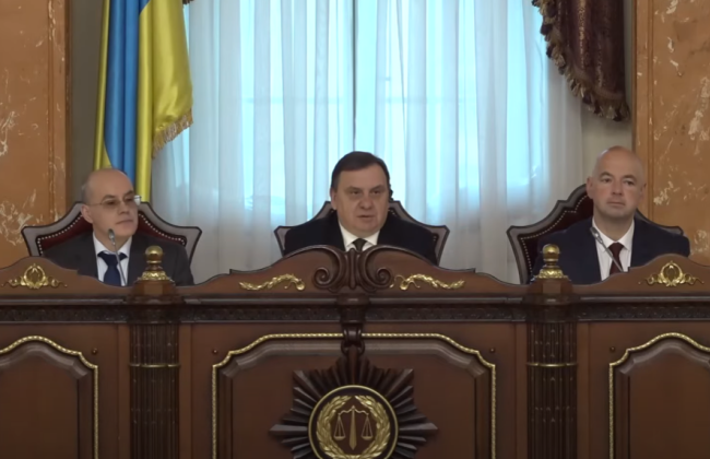 Пленум Верховного Суда решил, что обращаться в КСУ по поводу «замороженного» в 2021 году прожиточного минимума для расчета оклада судьи, оснований нет