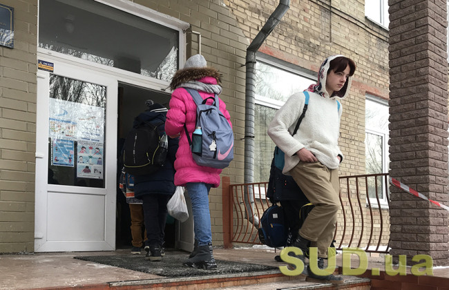 Киевским школам рекомендуют перейти на смешанный формат обучения