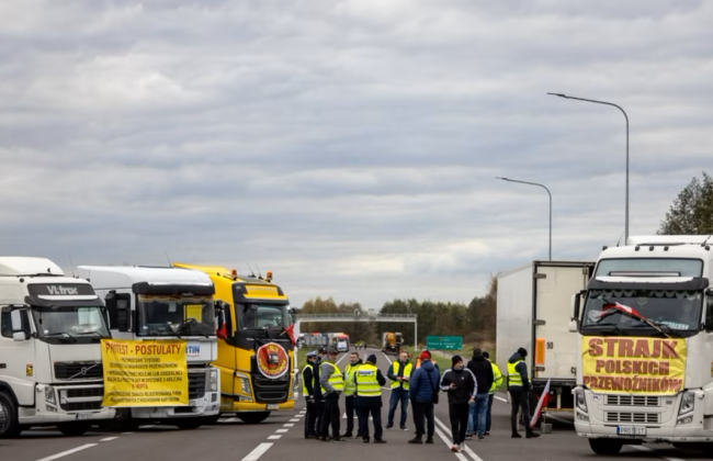 Из-за блокады украино-польской границы начались проблемы с поставкой топливо, — Минагрополитики
