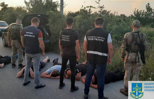 Хотели заработать на уклонистах: на Закарпатье будут судить дельцов