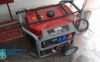 Растрата 4,5 млн грн на закупке генераторов: подозревают начальника управления и бухгалтера исполкома Криворожского горсовета