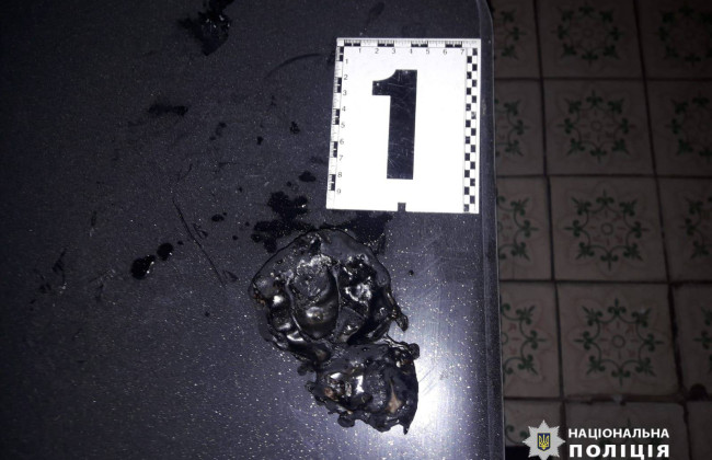 На Харьковщине мужчина облил бензином 5 подростков и поджег – полиция