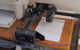 Українські військові розробили пристрій, який здатен «від руки» заповнювати документацію: відео винаходу