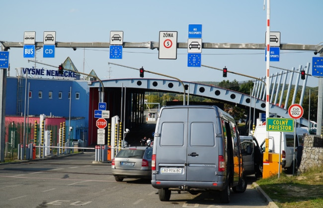 Перевозчики Словакии 1 декабря планируют заблокировать один из пунктов пропуска, — Госпогранслужба
