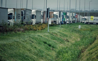 Украина готовится эвакуировать водителей из заблокированных пунктов пропуска в Польше — Дмитрий Лубинец