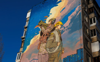 В Киеве открыли мурал «Защитники света», посвященный силам ПВО и энергетикам: фото