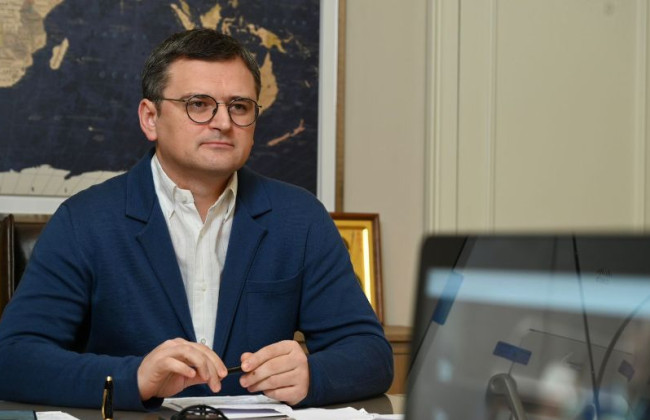 Кабмин уменьшил МИД объем средств на обеспечение международного позитивного имиджа Украины и увеличил на обучение дипломатов