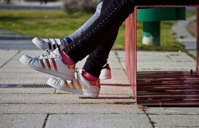 Во Львовской области отца школьниц оштрафовали за то, что они прогуляли 267 уроков