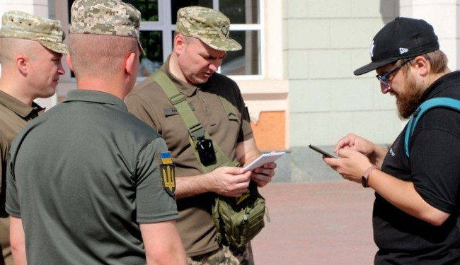 В Запорожье ТЦК будут ходить к призывникам домой, - горсовет