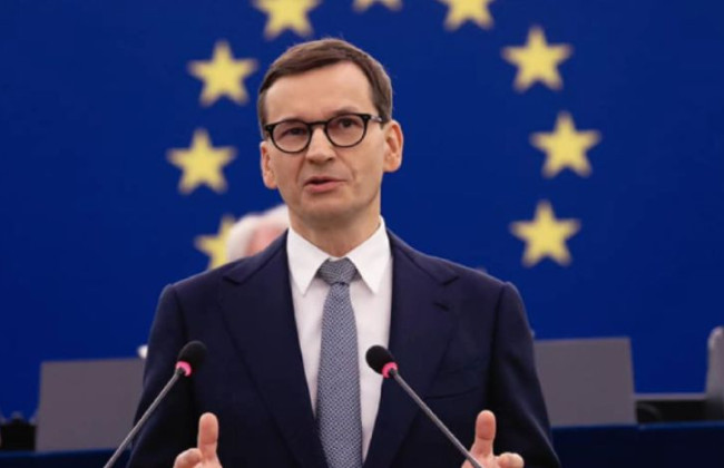 Уряд Польщі вимагатиме від Єврокомісії скасувати «транспортний безвіз» для України