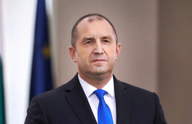 Президент Болгарии ветировал соглашение с Украиной о поставках 100 БТР