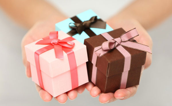 В ГНС напомнили нюансы налогообложения НДФЛ новогодних подарков