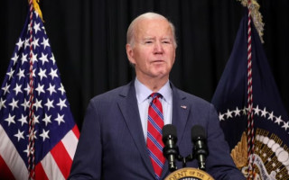 Джо Байден назвал возможный отказ от поддержки Украины «абсолютным безумием»