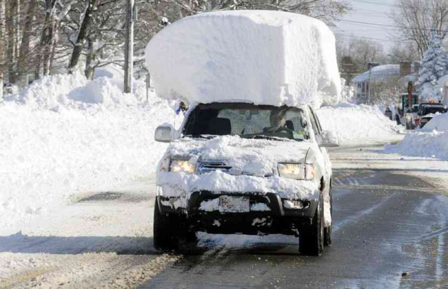Несвоевременная очистка авто или включенный двигатель: за что и как штрафуют водителей в Польше
