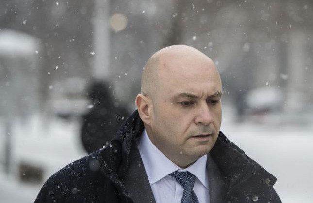 Бывший юрист Apple избежал тюрьмы за торговлю инсайдерской информацией