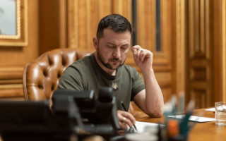 Володимир Зеленський відповів на петицію про звільнення військовослужбовців строкової служби, які вислужили встановлені законом терміни служби