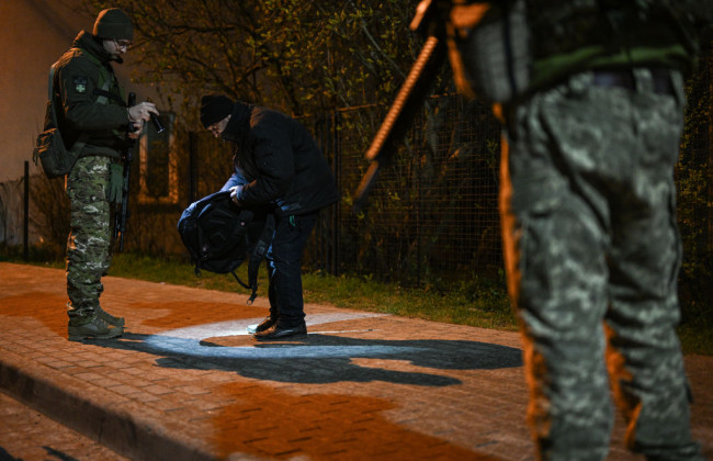 Для граждан – от 8500 грн, для бизнеса – от 51 тысяч грн: Рада поддержала законопроект о штрафах за нарушение комендантского часа