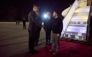 Володимир Зеленський прибув із візитом до Аргентини на інавгурацію Хав'єра Мілея