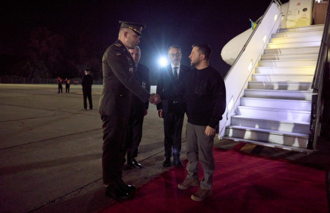 Владимир Зеленский прибыл с визитом в Аргентину на инаугурацию Хавьера Милея