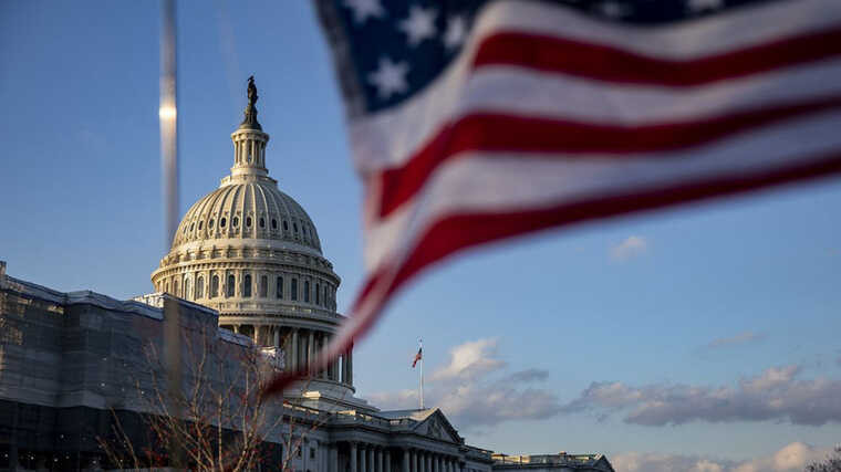 В Конгрессе США призвали украинское правительство снять запрет на усыновление украинских детей американцами