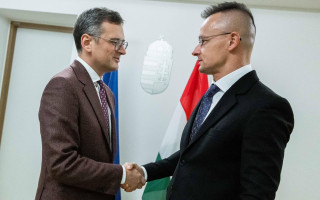 Дмитро Кулеба зустрівся з главою МЗС Угорщини: про що говорили