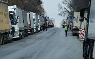 Перевізники Словаччини з 11 грудня відновлять блокаду кордону з Україною