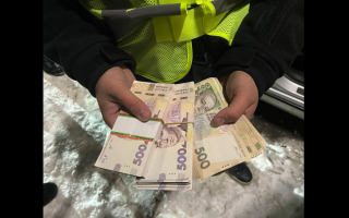 140 000 гривень за дозвільні документи для водопостачання: викрито працівника Київводоканалу