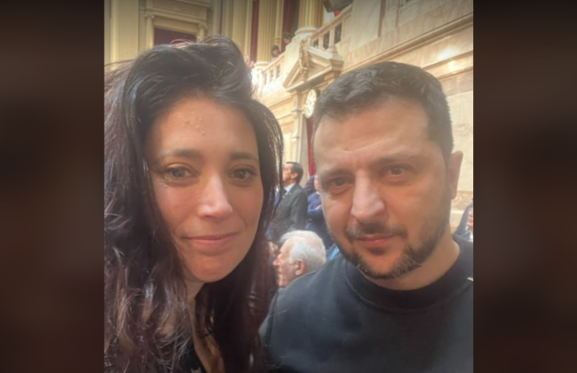 Член парламента Аргентины оригинально подписала фото с Владимиром Зеленским