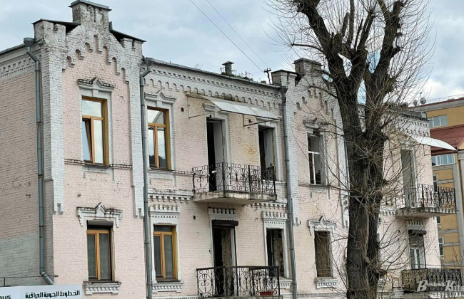 Минкульт требует остановить строительство возле памятника архитектуры «Дом с насекомыми» в Киеве