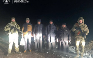 Вместо Молдовы попали в соседнее село: в Одесской области задержали уклонистов в рясах