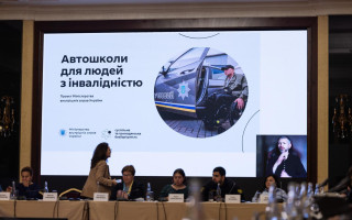 Сервисные центры, участвующие в проекте «Автошколы для лиц с инвалидностью», получат новые автомобили