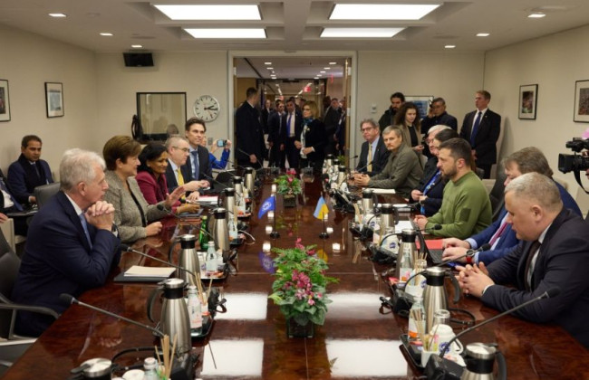 МВФ ожидает, что Украина отберет судей отдельного Админсуда для дел против НАБУ, НАПК и Нацбанка с участием международных экспертов по образцу ВАКС