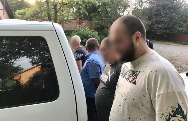 На Закарпатье будут судить двух местных, которые за 4000 евро переправляли уклонистов за границу