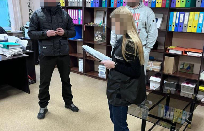 Правоохранители провели обыски в «Киевавтодормост» и у подрядчиков, причастных к ремонту Южного моста