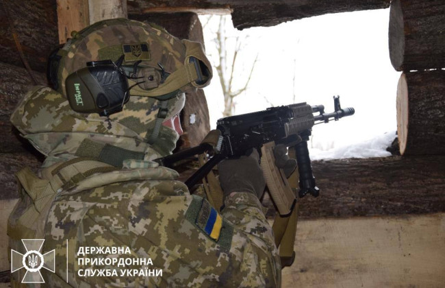 На Сумщине пограничники вступили в бой с российскими ДРГ