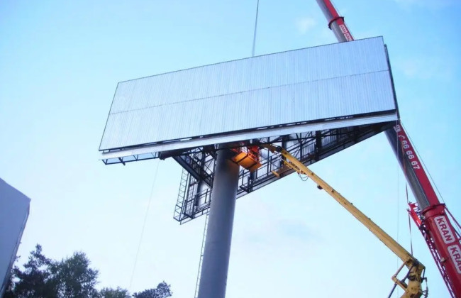 Верховный Суд высказался о порядке демонтажа правомерно установленных рекламных средств для восстановления благоустройства населенного пункта