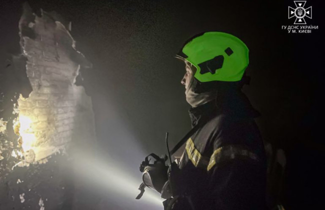 В столичной школе произошел пожар, фото