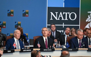 У США заборонили президентам одноосібно виводити країну з НАТО