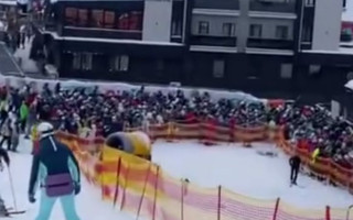 Буковель без рейдов ТЦК: в сети обнародовали видео больших очередей к подъемникам