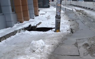 В местах просадки грунта возле метро «Демеевская» проводят геологические исследования – КГГА
