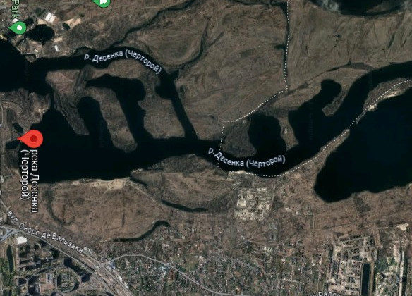 Будут судить двух киевлян, которые самовольно открыли заведение общественного питания на берегу реки Десенка