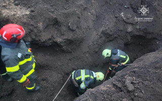 На Днепропетровщине во время проведения земляных работ произошел обвал грунта