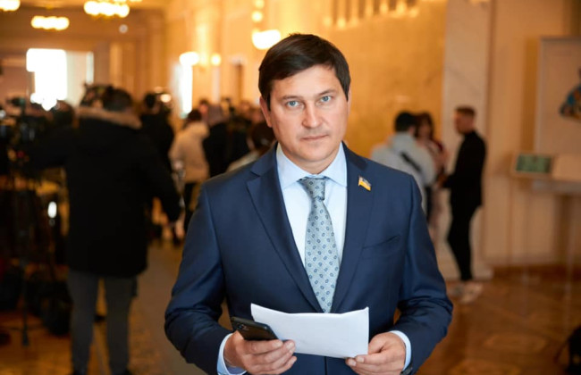 Неправомерная выгода в биткоинах: Апелляция ВАКС подтвердила законность ареста нардепа Андрея Одарченко